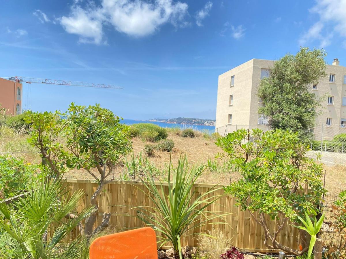 Somptueux Appartement Renove En Bord De Mer Six-Fours-les-Plages Exterior photo